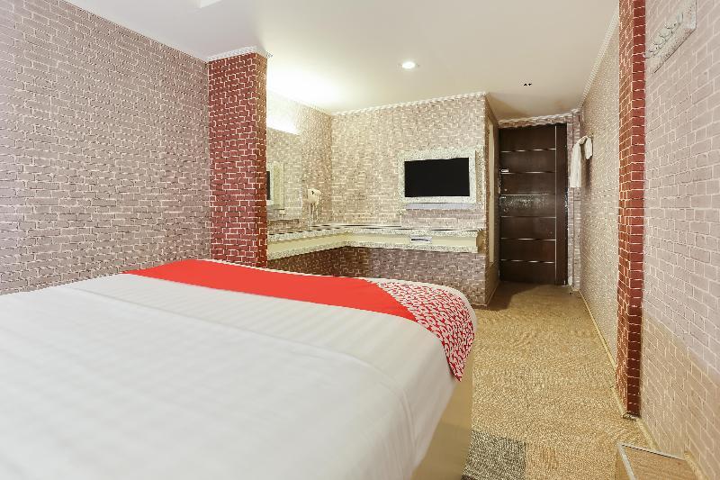 Oyo 191 Paradise Apartelle Hotel Manila Kültér fotó
