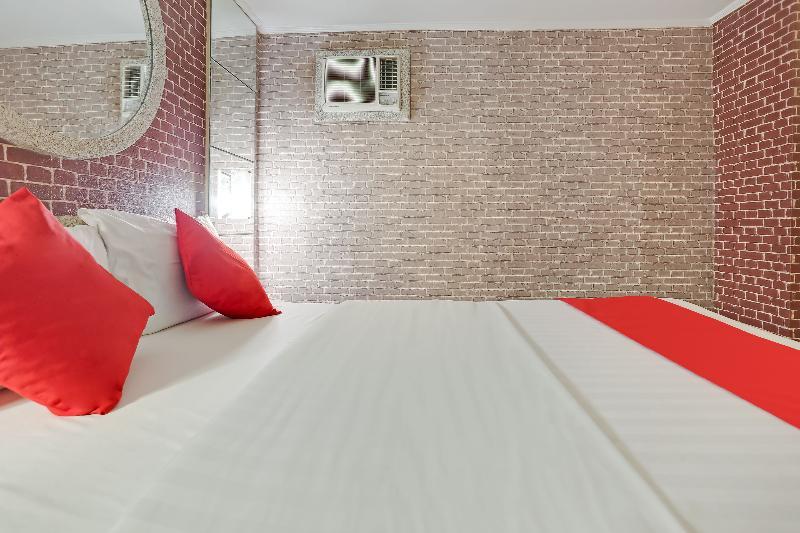 Oyo 191 Paradise Apartelle Hotel Manila Kültér fotó